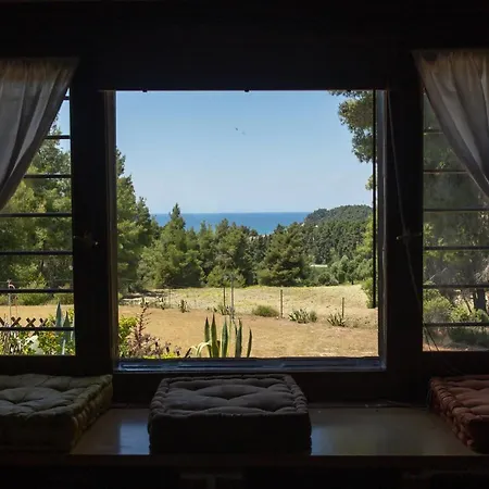 Holiday home On The Hill Near The Sea